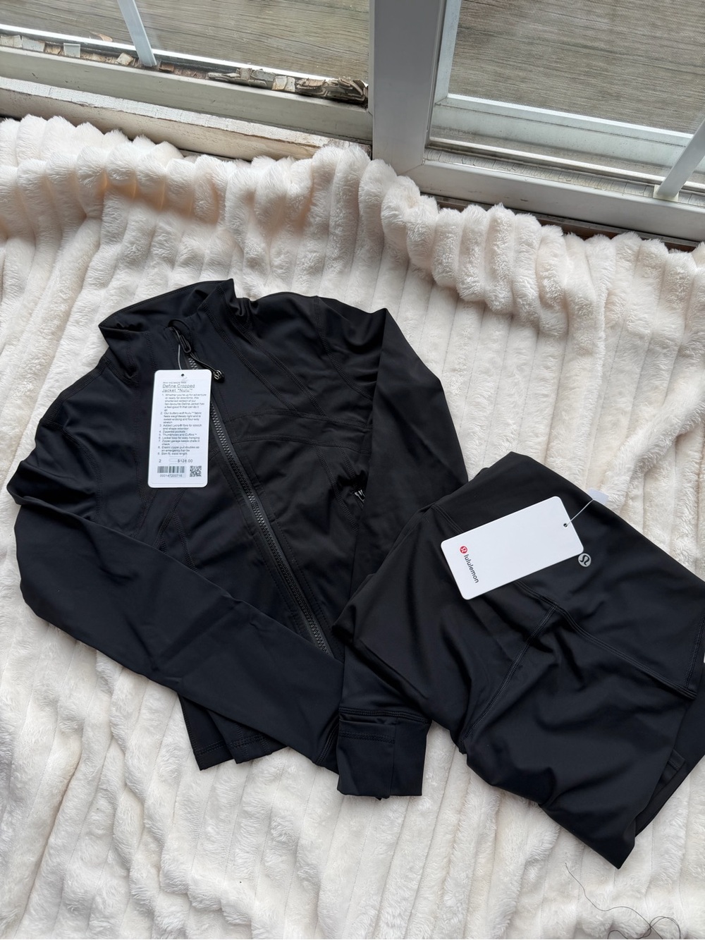 Lululemon Define Cropped Jacket *Nulu Black Ski Jacket